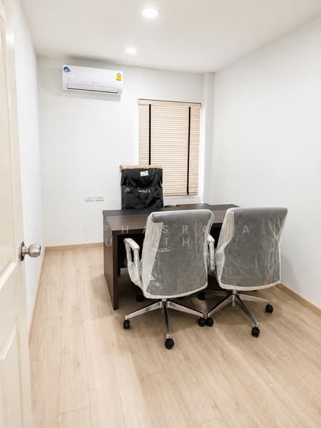 The Happiness Wat Lat Pla Duk, Nonthaburi, Road along Khlong Bang Phai, Bang Rak Pattana, Bang Bua Thong, Nonthaburi, 4 Bedrooms, 154 sqm, Townhouse For Sale, by Laphasrada Suebthai, 500411446 - DDproperty.com
