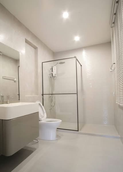 Baan Klang Muang British Town Srinakarin, Samut Prakan, Soi Baan Klang Muang British Town Srinakarin, Bang Kaeo, Bang Plee, Samut Prakan, 3 Bedrooms, 230 sqm, Townhouse For Rent, by Thiti Boonchurn, 500411454 - DDproperty.com