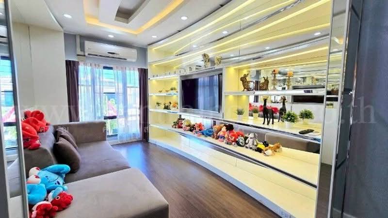 Burasiri Rangsit, Pathum Thani, Rangsit-Pathum Thani Road, Suan Pring Thai, Muang Pathum Thani, Pathum Thani, 4 Bedrooms, 260 sqm, Single Detached House For Sale, by คุณ ศันสนีย์ ( เก๋ ), 500411480 - DDproperty.com