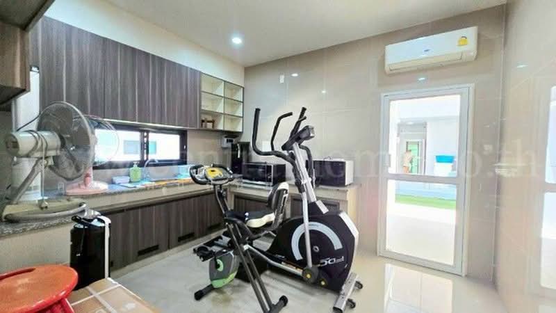 Burasiri Rangsit, Pathum Thani, Rangsit-Pathum Thani Road, Suan Pring Thai, Muang Pathum Thani, Pathum Thani, 4 Bedrooms, 260 sqm, Single Detached House For Sale, by คุณ ศันสนีย์ ( เก๋ ), 500411480 - DDproperty.com