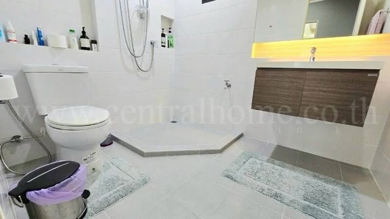Burasiri Rangsit, Pathum Thani, Rangsit-Pathum Thani Road, Suan Pring Thai, Muang Pathum Thani, Pathum Thani, 4 Bedrooms, 260 sqm, Single Detached House For Sale, by คุณ ศันสนีย์ ( เก๋ ), 500411480 - DDproperty.com