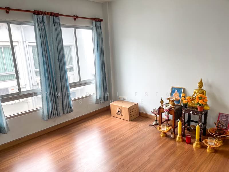Baan Klang Muang The Royal Monaco Srinakarin-Pattanakarn, Bangkok, Rama 9 Road, Soi 43, Suan Luang, Bangkok, 3 Bedrooms, 160 sqm, Townhouse For Sale, by HOME Real Estate Service, 500411489 - DDproperty.com