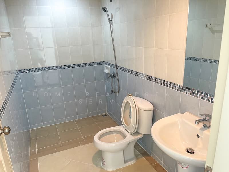 Baan Klang Muang The Royal Monaco Srinakarin-Pattanakarn, Bangkok, Rama 9 Road, Soi 43, Suan Luang, Bangkok, 3 Bedrooms, 160 sqm, Townhouse For Sale, by HOME Real Estate Service, 500411489 - DDproperty.com