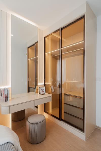 Maru Ekkamai 2, Bangkok, 70-5 Sukhumvit 63 Road, Phra Kanong Nua, Watthana, Bangkok, 2 Bedrooms, 60 sqm, Condo For Rent, by Juthabhorn Uppachit (Amy), 500411500 - DDproperty.com