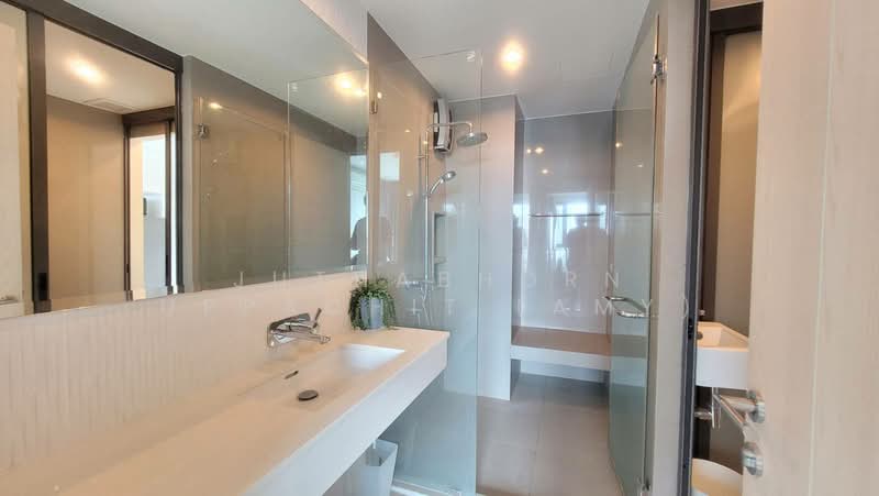 Rhythm Sukhumvit 42, Bangkok, Soi Sukhumvit 42, Sukhumvit Road, Phra Kanong, Khlong Toei, Bangkok, 1 Bedroom, 48 sqm, Condo For Rent, by Juthabhorn Uppachit (Amy), 500411511 - DDproperty.com