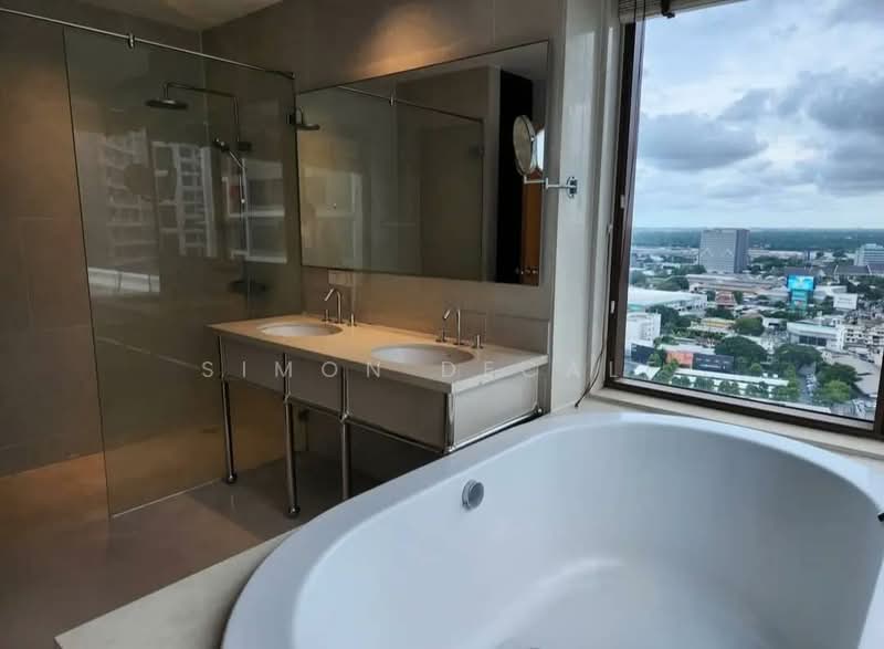 The Emporio Place, Bangkok, 93 Soi Sukhumvit 24, Sukhumvit Road, Khong Tan, Khlong Toei, Bangkok, 3 Bedrooms, 161 sqm, Condo For Rent, by Simon Decalf, 500411532 - DDproperty.com