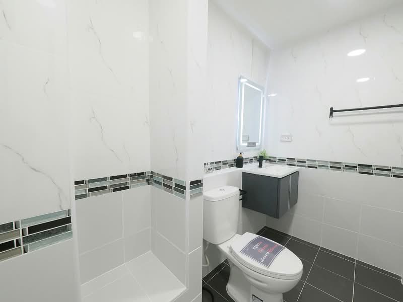 The Base Rama 9-Ramkhamhaeng, Bangkok, 3 Ramkhamhaeng Road, Hua Mak, Bang Kapi, Bangkok, Studio, 26 sqm, Condo For Sale, by wipa รุ่งธุระ, 500411535 - DDproperty.com