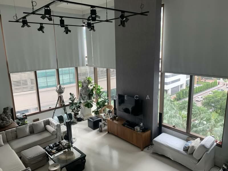 The Emporio Place, Bangkok, 93 Soi Sukhumvit 24, Sukhumvit Road, Khong Tan, Khlong Toei, Bangkok, 2 Bedrooms, 161 sqm, Condo For Rent, by Simon Decalf, 500411537 - DDproperty.com