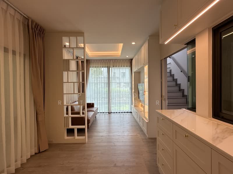 Saransiri Ramkhamhaeng, Bangkok, Khlong Song Ton Nun, Lat Krabang, Bangkok, 4 Bedrooms, 178 sqm, Single Detached House For Sale, by Paphada Rattanaburi, 500411573 - DDproperty.com