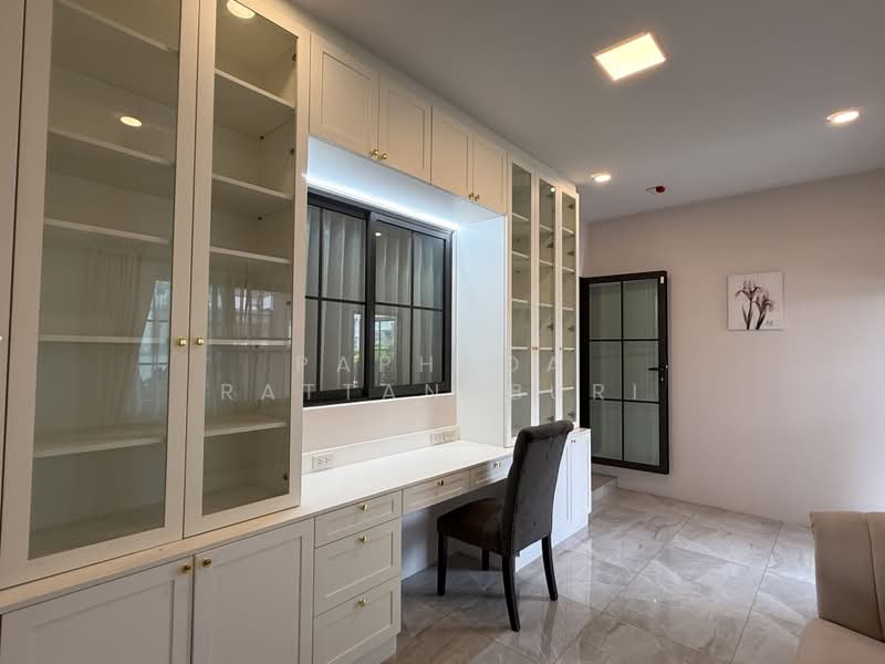 Saransiri Ramkhamhaeng, Bangkok, Khlong Song Ton Nun, Lat Krabang, Bangkok, 4 Bedrooms, 178 sqm, Single Detached House For Sale, by Paphada Rattanaburi, 500411573 - DDproperty.com