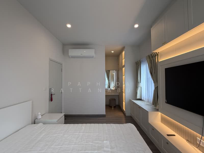 Saransiri Ramkhamhaeng, Bangkok, Khlong Song Ton Nun, Lat Krabang, Bangkok, 4 Bedrooms, 178 sqm, Single Detached House For Sale, by Paphada Rattanaburi, 500411573 - DDproperty.com