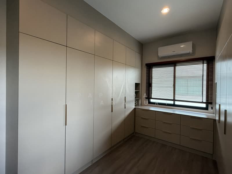 Saransiri Ramkhamhaeng, Bangkok, Khlong Song Ton Nun, Lat Krabang, Bangkok, 4 Bedrooms, 178 sqm, Single Detached House For Sale, by Paphada Rattanaburi, 500411573 - DDproperty.com