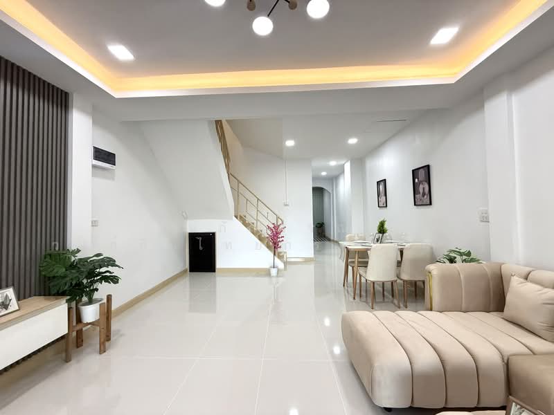 Rungkit Grand Vista, Bangkok, Hathairat Road, Min Buri, Bangkok, 3 Bedrooms, 88 sqm, Townhouse For Sale, by นภัสศรณ์ วงศ์สินไทยกร (นันท์), 500411575 - DDproperty.com