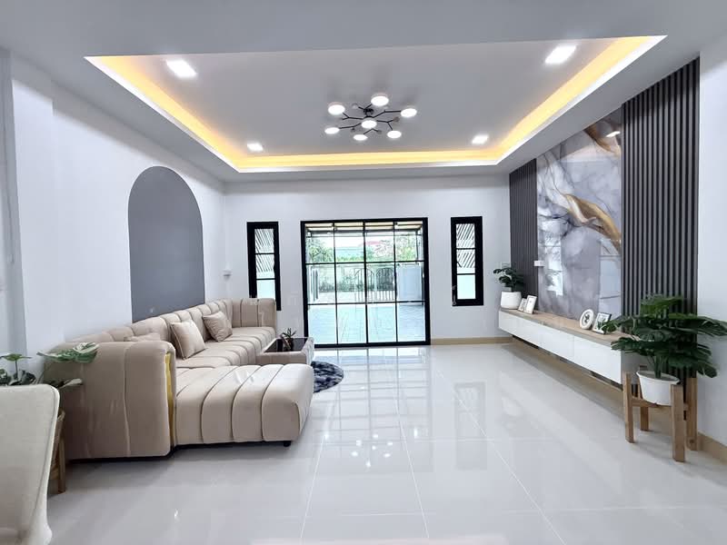 Rungkit Grand Vista, Bangkok, Hathairat Road, Min Buri, Bangkok, 3 Bedrooms, 88 sqm, Townhouse For Sale, by นภัสศรณ์ วงศ์สินไทยกร (นันท์), 500411575 - DDproperty.com