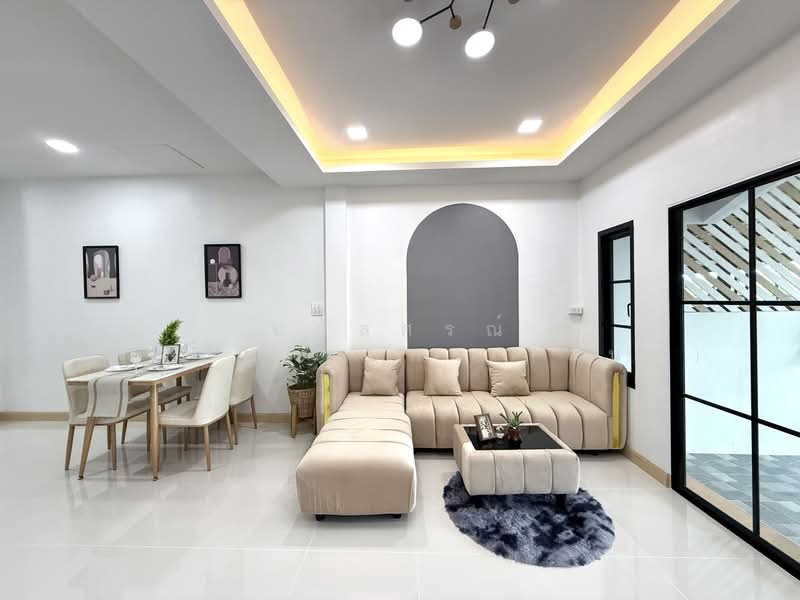 Rungkit Grand Vista, Bangkok, Hathairat Road, Min Buri, Bangkok, 3 Bedrooms, 88 sqm, Townhouse For Sale, by นภัสศรณ์ วงศ์สินไทยกร (นันท์), 500411575 - DDproperty.com