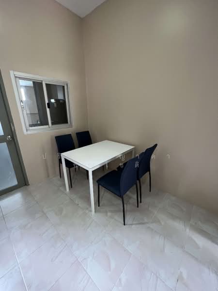 Home Place Sukhumvit 71, Bangkok, Soi Panichkul Yak 2, Phra Kanong Nua, Watthana, Bangkok, 4 Bedrooms, 180 sqm, Townhouse For Rent, by ปรินทร์ญาดา ชิณโชติ, 500411590 - DDproperty.com