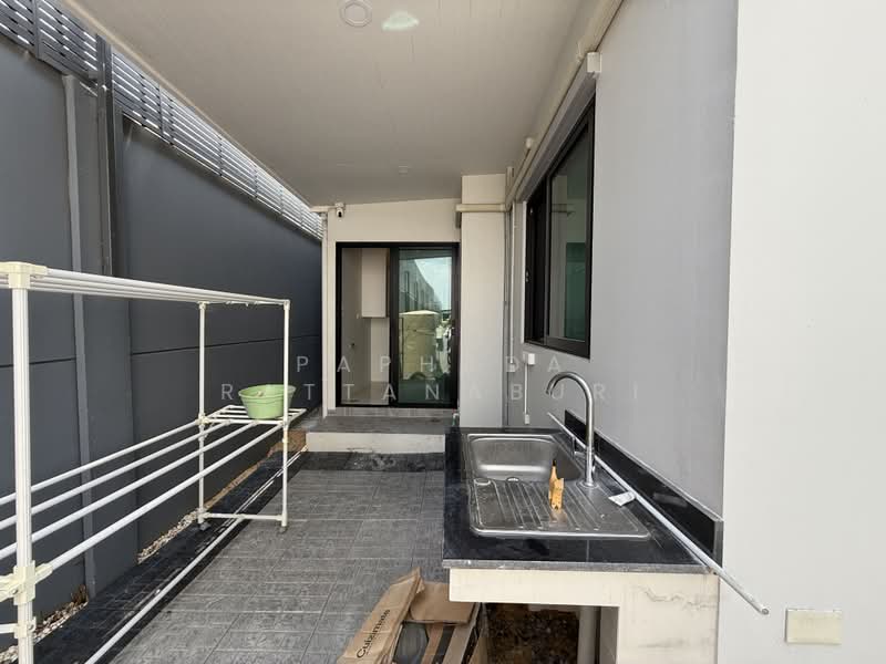 Saransiri Ramkhamhaeng, Bangkok, Khlong Song Ton Nun, Lat Krabang, Bangkok, 4 Bedrooms, 178 sqm, Single Detached House For Rent, by Paphada Rattanaburi, 500411595 - DDproperty.com