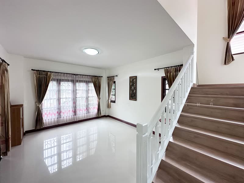 3 Bed House near Ruamchok mall and NIS for Rent, Chiang Mai, San Phi Sua, Muang Chiang Mai, Chiang Mai, 3 Bedrooms, 160 sqm, Single Detached House For Rent, by Nunthawat Hiranputtipat, 500411597 - DDproperty.com