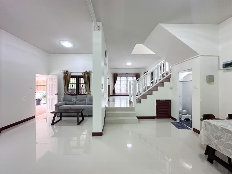 3 Bed House near Ruamchok mall and NIS for Rent, Chiang Mai, San Phi Sua, Muang Chiang Mai, Chiang Mai, 3 Bedrooms, 160 sqm, Single Detached House For Rent, by Nunthawat Hiranputtipat, 500411597 - DDproperty.com
