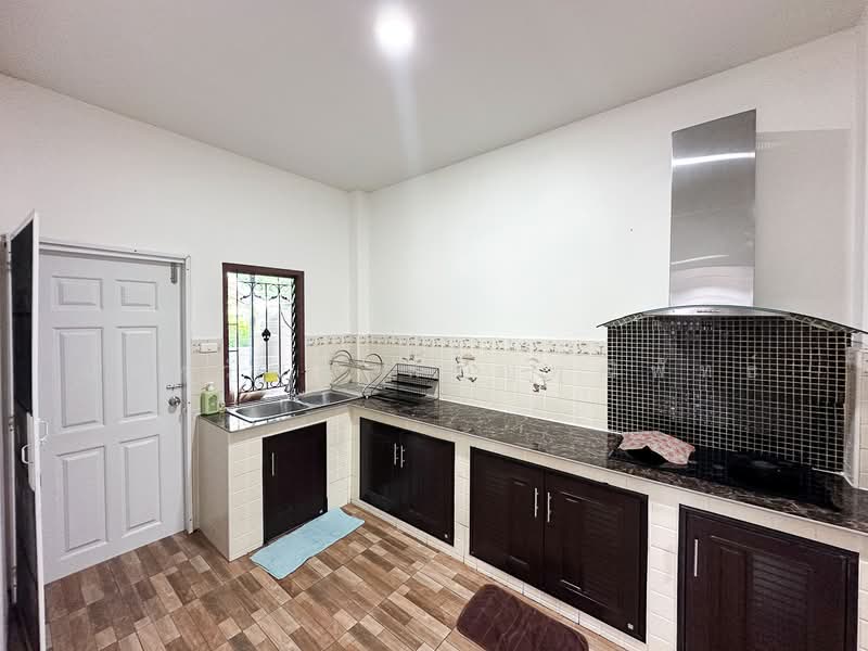 3 Bed House near Ruamchok mall and NIS for Rent, Chiang Mai, San Phi Sua, Muang Chiang Mai, Chiang Mai, 3 Bedrooms, 160 sqm, Single Detached House For Rent, by Nunthawat Hiranputtipat, 500411597 - DDproperty.com