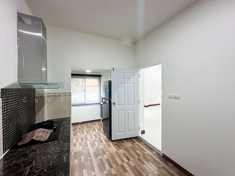 3 Bed House near Ruamchok mall and NIS for Rent, Chiang Mai, San Phi Sua, Muang Chiang Mai, Chiang Mai, 3 Bedrooms, 160 sqm, Single Detached House For Rent, by Nunthawat Hiranputtipat, 500411597 - DDproperty.com