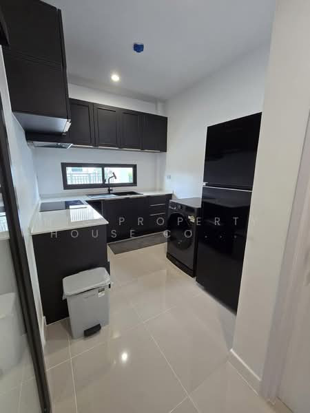 Baan Ninya Krungthepkreetha-Motorway, Bangkok, Khlong Song Ton Nun, Lat Krabang, Bangkok, 4 Bedrooms, 275 sqm, Single Detached House For Rent, by NTG Property House Co.,Ltd., 500411598 - DDproperty.com
