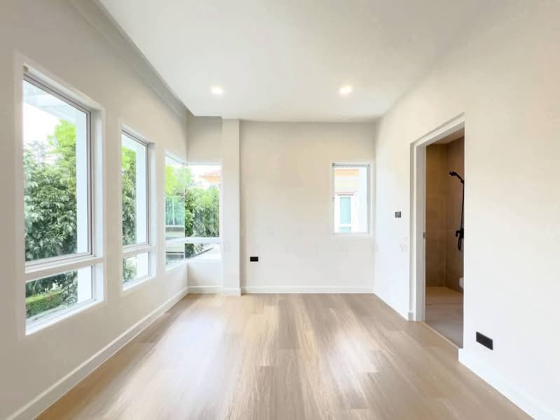 Bangkok Boulevard Sathorn-Pinklao, Nonthaburi, 89 Ratchaphruek Road, Mahasawat, Bang Kruai, Nonthaburi, 3 Bedrooms, 225 sqm, Single Detached House For Sale, by พเนตร มหามิตรานนท์, 500411609 - DDproperty.com