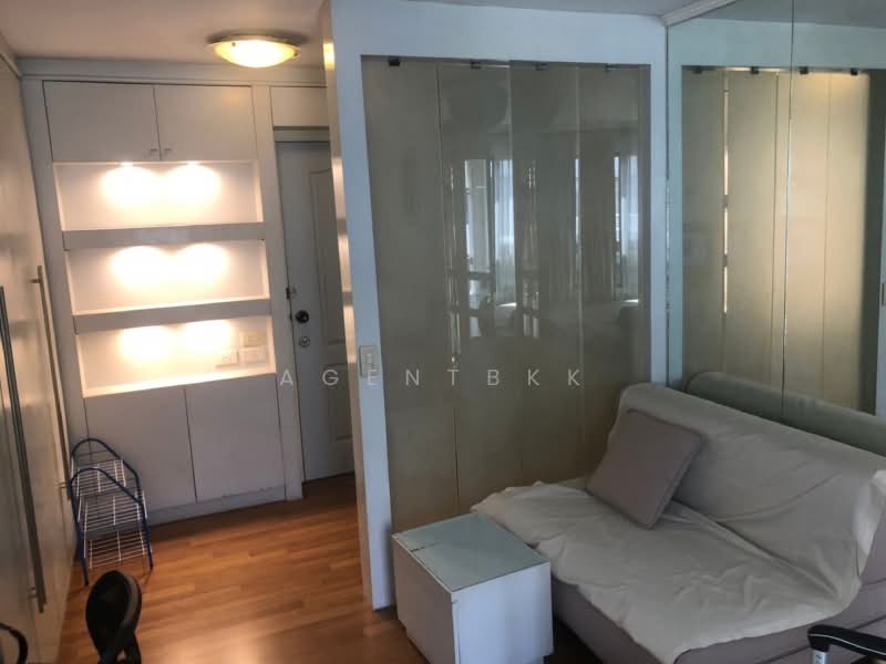 Lumpini Place Rama 4-Sathorn, Bangkok, 164 Soi Sri Bamphen, Chong Nonsi, Yan Nawa, Bangkok, Studio, 30 sqm, Condo For Rent, by Agentbkk, 500411627 - DDproperty.com