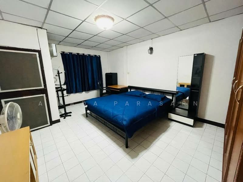รัชดาภิเษก ห้วยขวาง, Bangkok, Huai Khwang, Huai Khwang, Bangkok, 2 Bedrooms, 80 sqm, Townhouse For Rent, by Airada Parasarn, 500411635 - DDproperty.com