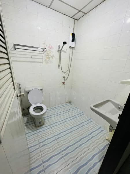รัชดาภิเษก ห้วยขวาง, Bangkok, Huai Khwang, Huai Khwang, Bangkok, 2 Bedrooms, 80 sqm, Townhouse For Rent, by Airada Parasarn, 500411635 - DDproperty.com