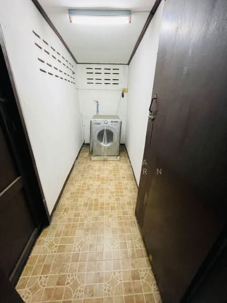 รัชดาภิเษก ห้วยขวาง, Bangkok, Huai Khwang, Huai Khwang, Bangkok, 2 Bedrooms, 80 sqm, Townhouse For Rent, by Airada Parasarn, 500411635 - DDproperty.com
