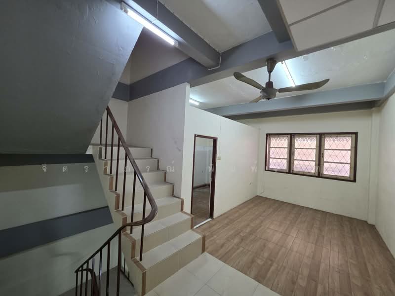 Charan sanitwong 13, Bangkok, จรัญสนิทวงศ์ 13, Bang Waek, Phasi Charoen, Bangkok, 4 Bedrooms, 300 sqm, Townhouse For Rent, by จิตราภรณ์ พิมพ์จันทร์, 500411652 - DDproperty.com