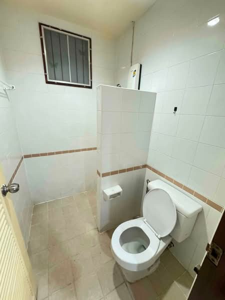 ให้เช่าทาวน์โฮม ม.อคาเดีย ชากค้อ หนองยายบู่ ศรีราชา, Chon Buri (Pattaya), Surasak, Si Racha, Chon Buri (Pattaya), 2 Bedrooms, 85 sqm, Townhouse For Rent, by Dusit Saengfa, 500411677 - DDproperty.com