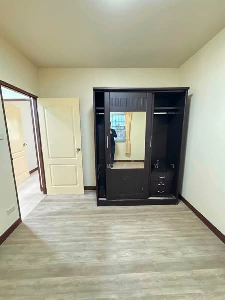 ให้เช่าทาวน์โฮม ม.อคาเดีย ชากค้อ หนองยายบู่ ศรีราชา, Chon Buri (Pattaya), Surasak, Si Racha, Chon Buri (Pattaya), 2 Bedrooms, 85 sqm, Townhouse For Rent, by Dusit Saengfa, 500411677 - DDproperty.com