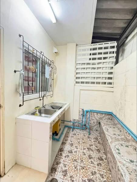 ให้เช่าทาวน์โฮม ม.เดอะเซ็นทรัล หนองยายบู่ ศรีราชา, Chon Buri (Pattaya), Surasak, Si Racha, Chon Buri (Pattaya), 3 Bedrooms, 65 sqm, Townhouse For Rent, by Dusit Saengfa, 500411685 - DDproperty.com