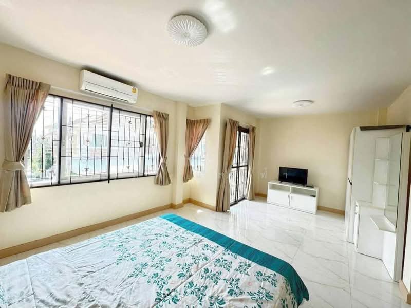 ให้เช่าทาวน์โฮม ม.เดอะเซ็นทรัล หนองยายบู่ ศรีราชา, Chon Buri (Pattaya), Surasak, Si Racha, Chon Buri (Pattaya), 3 Bedrooms, 65 sqm, Townhouse For Rent, by Dusit Saengfa, 500411685 - DDproperty.com
