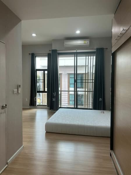 Baan Klang Muang Kalpapruek, Bangkok, Thonburi Court Road, Bang Wa, Phasi Charoen, Bangkok, 3 Bedrooms, 134 sqm, Townhouse For Rent, by Pawish Piemkamolkul, 500411701 - DDproperty.com