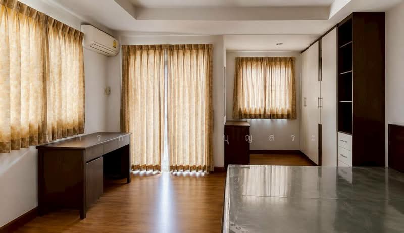 Bann Imumporn Pinklao-Thawee Watthana, Bangkok, Soi Moobann Imumporn, Sala Thammasop, Thawi Watthana, Bangkok, 4 Bedrooms, 160 sqm, Semi-Detached House (Twin House) For Sale, by กรกฤตย์ บุญสระ, 500411703 - DDproperty.com
