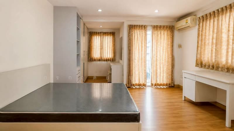 Bann Imumporn Pinklao-Thawee Watthana, Bangkok, Soi Moobann Imumporn, Sala Thammasop, Thawi Watthana, Bangkok, 4 Bedrooms, 160 sqm, Semi-Detached House (Twin House) For Sale, by กรกฤตย์ บุญสระ, 500411703 - DDproperty.com