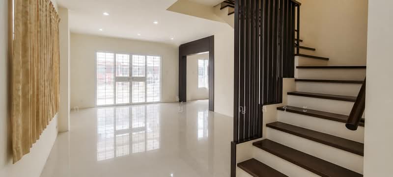 Bann Imumporn Pinklao-Thawee Watthana, Bangkok, Soi Moobann Imumporn, Sala Thammasop, Thawi Watthana, Bangkok, 4 Bedrooms, 159 sqm, Semi-Detached House (Twin House) For Sale, by กรกฤตย์ บุญสระ, 500411709 - DDproperty.com