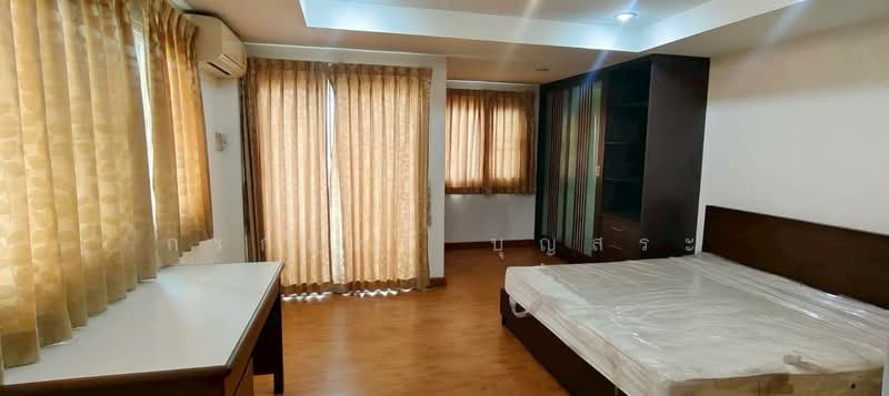 Bann Imumporn Pinklao-Thawee Watthana, Bangkok, Soi Moobann Imumporn, Sala Thammasop, Thawi Watthana, Bangkok, 4 Bedrooms, 159 sqm, Semi-Detached House (Twin House) For Sale, by กรกฤตย์ บุญสระ, 500411709 - DDproperty.com