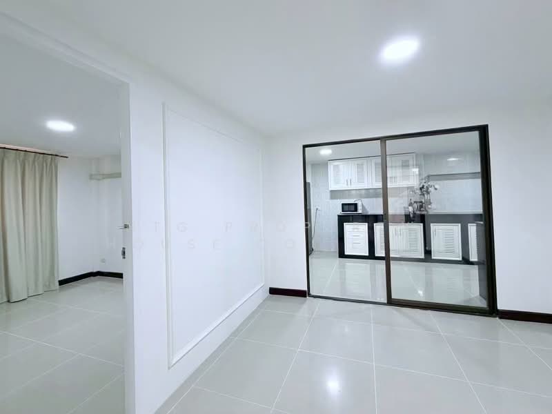 NG489 ให้เช่าบ้านหรู ประชาราษฎร์บำเพ็ญ ห้วยขวาง เฟอร์ครบ พร้อมเข้าอยู่ 6นอน, กรุงเทพ, ประชาราษฎร์บำเพ็ญ, ห้วยขวาง, กรุงเทพ, 500 ตร.ม., บ้านเดี่ยว ให้เช่า, โดย NTG Property House Co.,Ltd., 500411712 - DDproperty.com