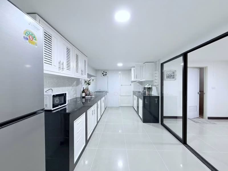 NG489 ให้เช่าบ้านหรู ประชาราษฎร์บำเพ็ญ ห้วยขวาง เฟอร์ครบ พร้อมเข้าอยู่ 6นอน, Bangkok, ประชาราษฎร์บำเพ็ญ, Huai Khwang, Bangkok, 6 Bedrooms, 500 sqm, Single Detached House For Rent, by NTG Property House Co.,Ltd., 500411712 - DDproperty.com