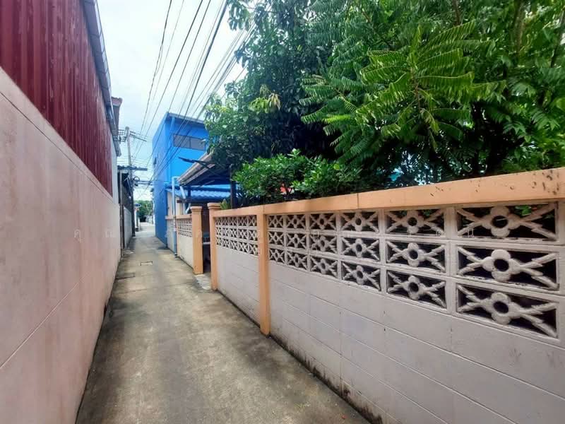 อาคารพาณิชย์ + บ้าน 2 ชั้น 96 ตร.ว. ซอยอยู่สุข5 ใกล้สำนักงานเทศบาลตำบลบางเมือง, Samut Prakan, ถนนอักษรลักษณ์, Bang Mueng, Muang Samut Prakarn, Samut Prakan, , 390 sqm, Shophouse For Sale, by คุณ ภควัต อุณหรัตน์ (อ้น), 500411772 - DDproperty.com