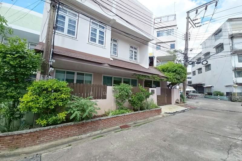 หมู่บ้านปรีชา 2, Bangkok, ถนนนวมินทร์, Nawamin, Bueng Kum, Bangkok, 3 Bedrooms, 108 sqm, Townhouse For Sale, by คุณไอซ์, 500411811 - DDproperty.com