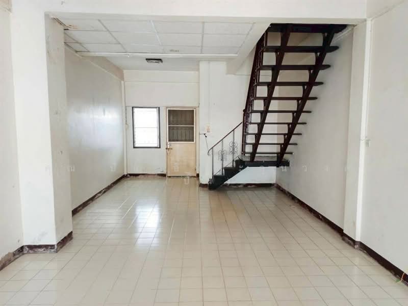 Sinthawee Ngam Charoen, Bangkok, Soi Ananmai Ngam Charoen, Tha Kham, Bang Khun Thian, Bangkok, 2 Bedrooms, 90 sqm, Townhouse For Sale, by คุณ ปั่น อินทะอุ่นวงศ์ (ปั่น), 500411821 - DDproperty.com