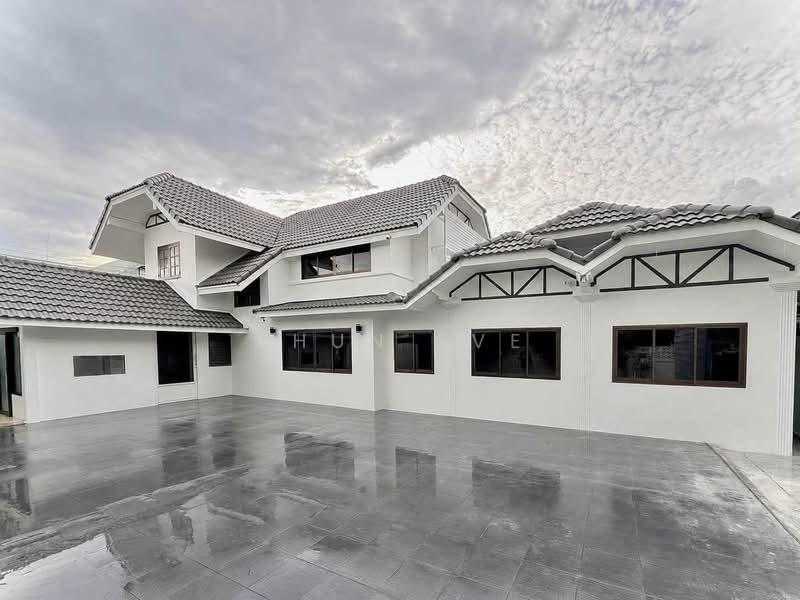 For Sale or Rent: Large Detached House in Nawamin, Suitable for Business (SPSEVE2079), Bangkok, นวมินทร์ 81, Nawamin, Bueng Kum, Bangkok, 8 Bedrooms, 300 sqm, Single Detached House For Rent, by Khun Eve, 500411833 - DDproperty.com