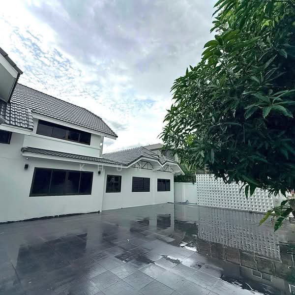 ขายหรือให้เช่า บ้านเดี่ยวหลังใหญ่ นวมินทร์ เหมาะสำหรับทำธุรกิจ ( SPSEVE2079 ), กรุงเทพ, นวมินทร์ 81, นวมินทร์, บึงกุ่ม, กรุงเทพ, 300 ตร.ม., บ้านเดี่ยว ขาย, โดย Khun Eve, 500411850 - DDproperty.com