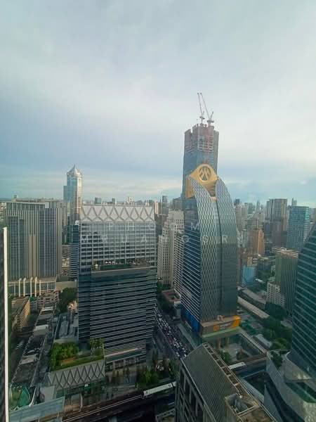 Noble Ploenchit, Bangkok, 1035 Ploenchit Road, Lumphini, Pathum Wan, Bangkok, 3 Bedrooms, 114 sqm, Condo For Rent, by Phoom Imruangsri, 500411851 - DDproperty.com