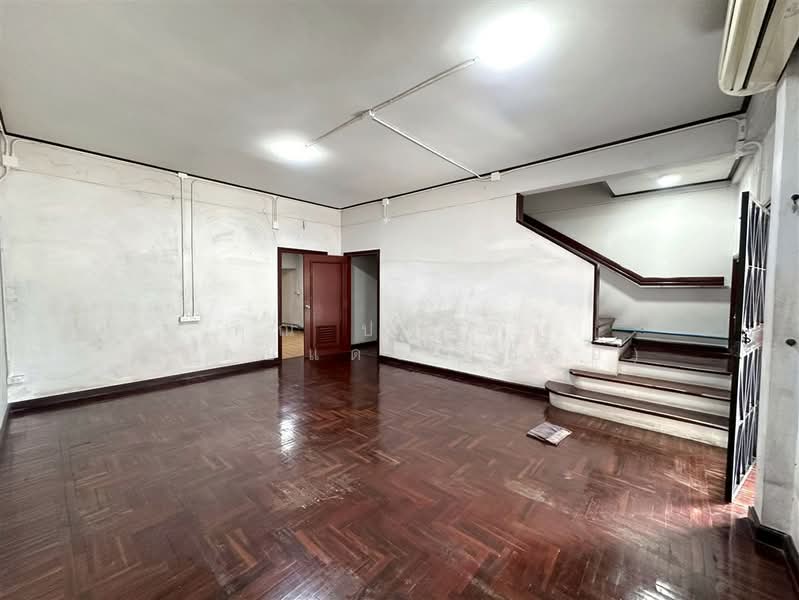ราชาวิลล่า ลาดพร้าว 67/2 (Racha Villa Ladprao 67/2), Bangkok, ถนนลาดพร้าว, Saphan Song, Wang Thonglang, Bangkok, 3 Bedrooms, 140 sqm, Townhouse For Sale, by คุณ ปารดา พลอยแดง (ก้อย), 500411873 - DDproperty.com